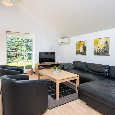 8 Person In Toftlund-by Traum * Toftlund
