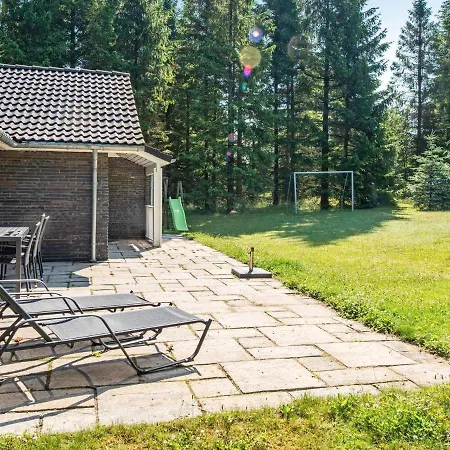 8 Person In Toftlund-by Traum * Toftlund